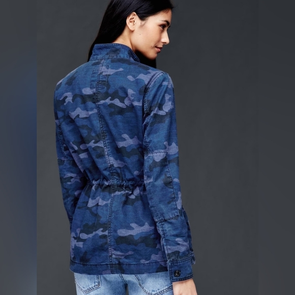 GAP Camo Utility Jacket - Picture 3 of 9
